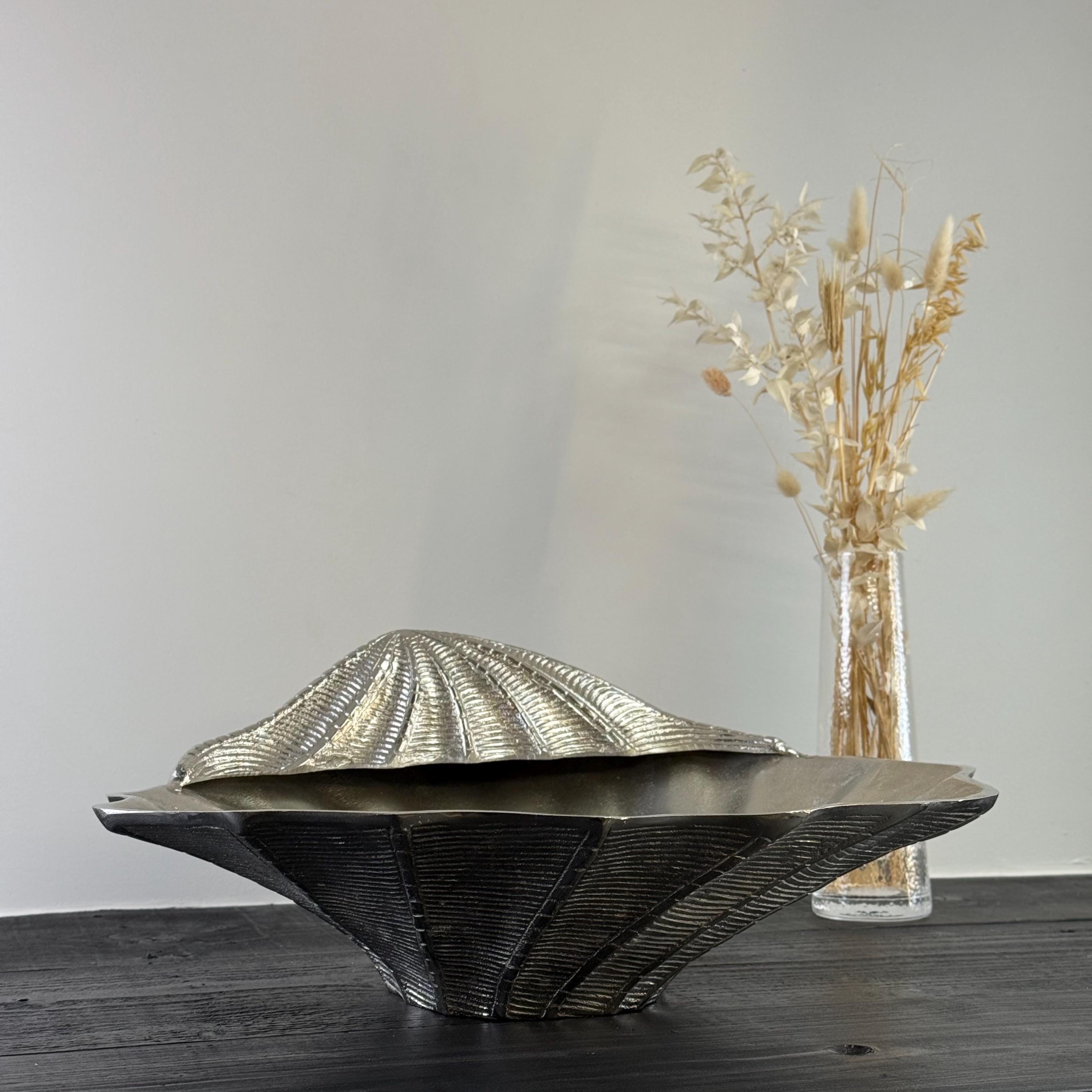 clamshell-solid-champagne-ice-bucket-wine-cooler